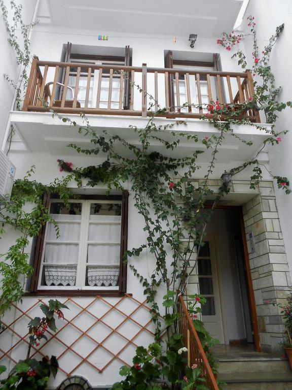 Aggela Guesthouse Skopelos Eksteriør billede