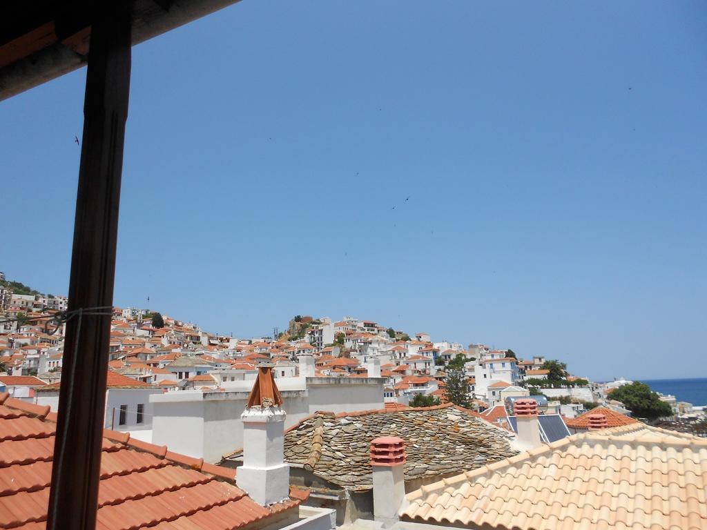 Aggela Guesthouse Skopelos Værelse billede